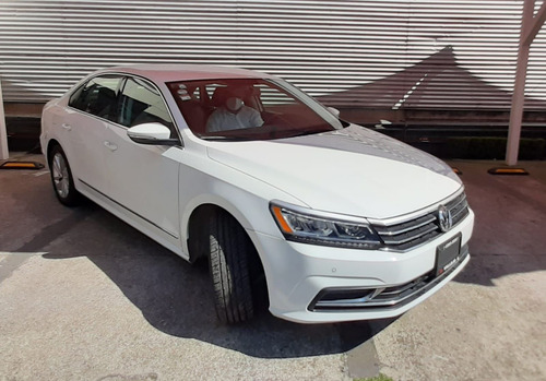 Imagen 1 de 15 de Volkswagen Passat 2019 2.5 Tiptronic Sportline At