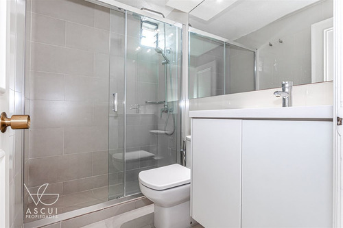 Departamento En Venta De 2 Dorm. En Las Condes