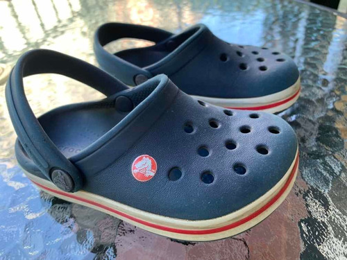 Total 99+ imagen crocs usadas