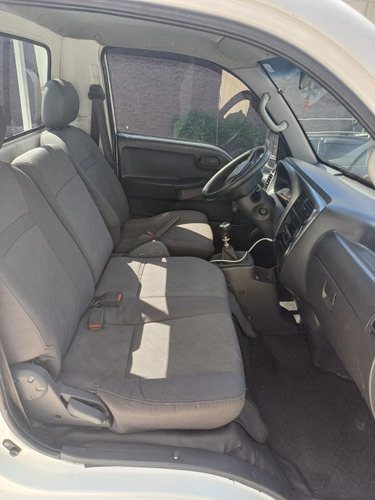 Kia Bongo 2.5 Luxo 4x2 Rs Turbo C/ Carroceria 2p