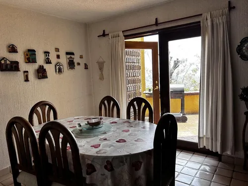 Excelente Casa Con Cancha De Tenis En San Nicolás Totolapan