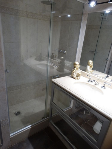 Imagen 18 de 30 de Apartamento En Venta Sobre Rbla. Con Vistas Al Mar, 3 Dormitorios, Parrillero De Uso Esclusivo Y Servicio 2 Garajes