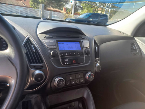 Imagen 8 de 13 de Hyundai Tucson 2016 2.0