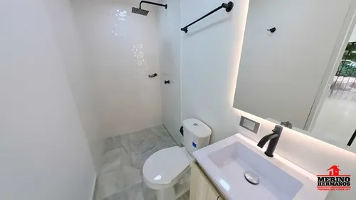 Local En Arriendo En Medellín - Simon Bolivar