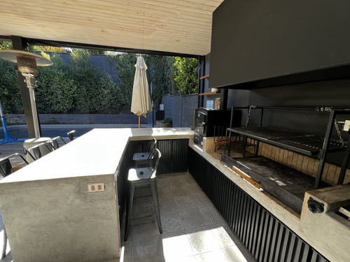 Preciosa Casa Remodelada En Pie Andino
