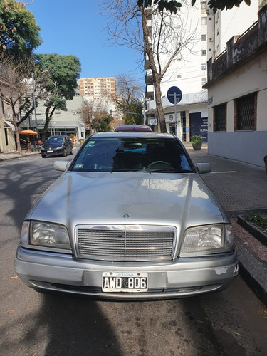Mercedes-benz 220 Sedan Clasica
