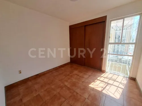 Casa En Venta En Héroes Tecámac Sexta Sección