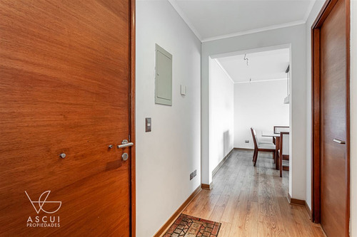 Departamento En Venta De 3 Dorm. En Lo Barnechea