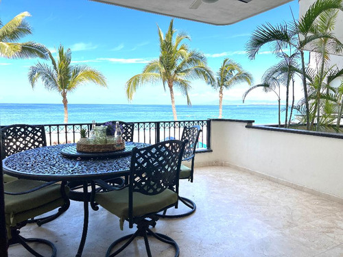 Puerta Al Mar Oceanfront Condo