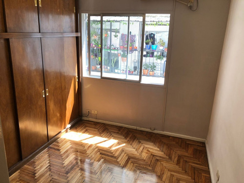 Imagen 7 de 8 de Venta Depto 2 Amb. Balvanera Excelente Estado!