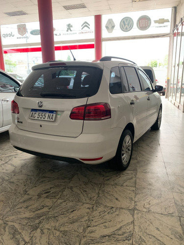 Imagen 3 de 5 de Volkswagen Suran Confortline