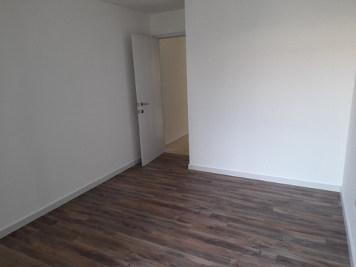 Imagen 7 de 17 de Venta Apartamentos 1 Dormitorio En Malvin Parrillero