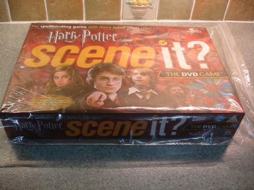 Juego En Dvd Harry Potter Scene It Con Imágenes Adicionales Y Preguntas (edición De 2005) De Mattel