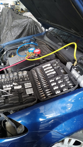 Imagen 4 de 10 de Servicio Reparación Aire Acondicionado Automotriz Taller