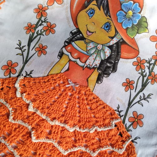 Pano De Prato Boneca Naty Com Saia De Crochê - Laranja