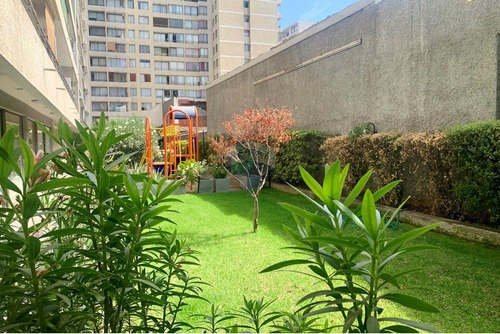 Un Dormitorio, Vicuña Mackenna Con Marin !!