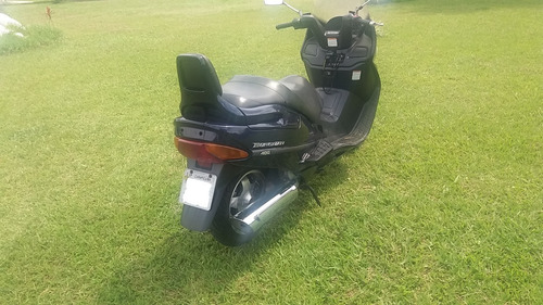 Suzuki Burgman 400