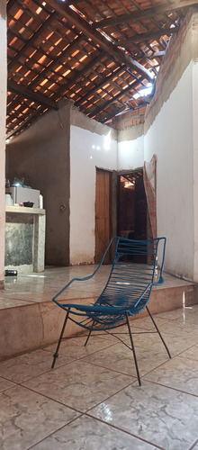 Casa Com 2 Quartos E 2 Banheiros 1 Ária De Lazer 1 Garagem