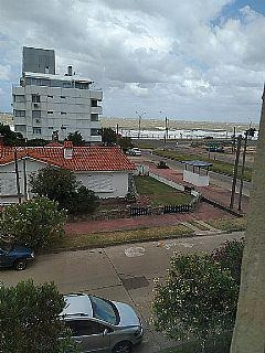 Imagen 2 de 22 de Zabala Esq Artigas