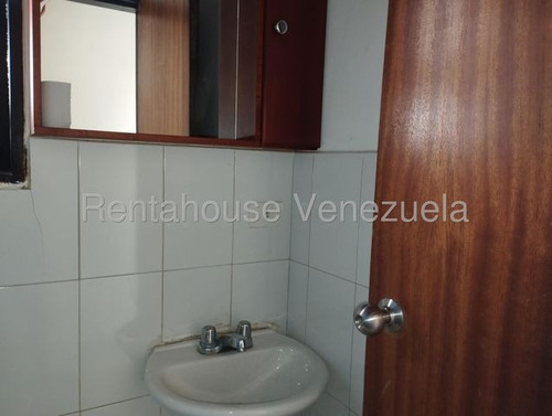 Jean Pavon Tiene Espectacular Casa En Alquiler En La Avenida Los Rastrojos Cabudare Lara 1 6 8 1 4