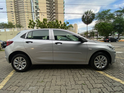 Chevrolet Onix HATCH 1.0 12V TB Flex 5p Aut.