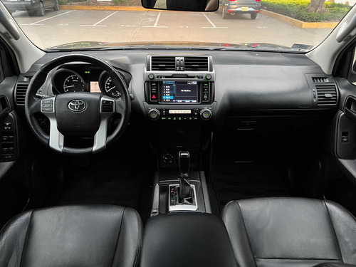Imagen 15 de 18 de Toyota Land Crusier Prado 2.7 Tx-l At