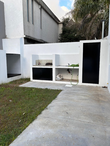 Duplex De 2 Dorms. En Alquiler