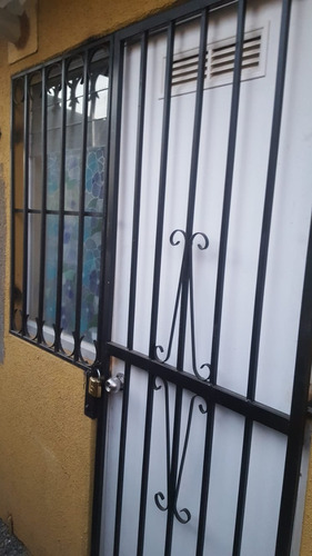 Venta De Casa, Oportunidad En Villa Don Ambrosio