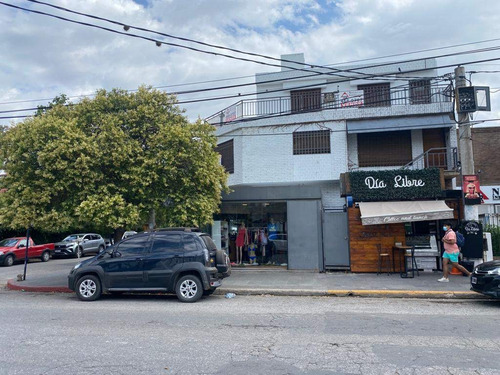 Imagen 2 de 4 de Hospital Privado Esquina Única 15 Privados 2 Locales