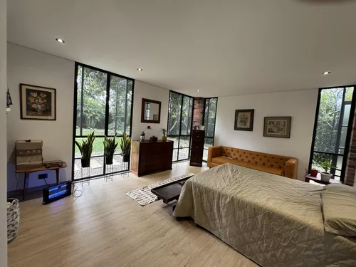 Casa En Venta En Alfaguara. Cod V11494