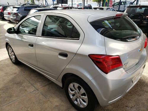 Imagem 2 de 12 de Chevrolet Onix 1.0 Mpfi Joy 8v Flex 4p Manual