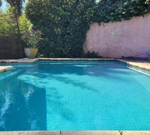 Casa 3 Ambientes Castelar Norte Con Pileta