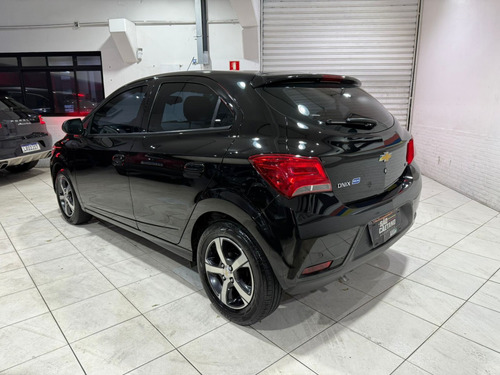 Chevrolet Onix 1.4 MPFI LTZ 8V FLEX 4P AUTOMÁTICO