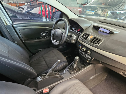 Renault Fluence 1.6 Expression 16v Flex 4p Manual