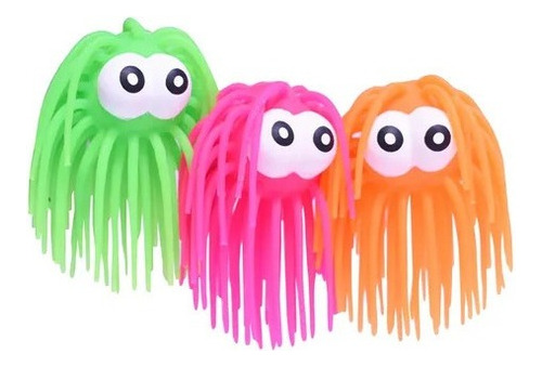 Imagen 3 de 7 de Muñecos Shaky Friends Ojos Grandes Squishy Apretable