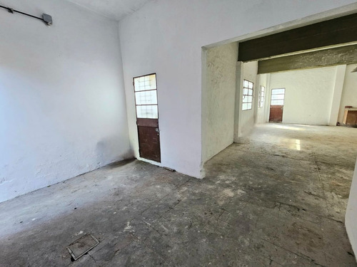 Galpón Con Vivienda 3 Amb José L. Suarez