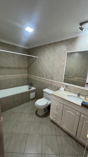 Se Vende Casa Real Oportunidad En Excelente Sector