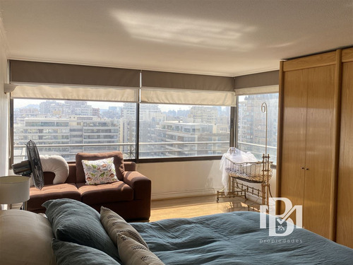 Departamento En Venta De 4 Dorm. En Las Condes