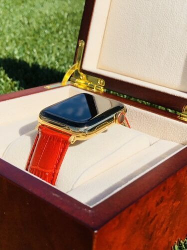 Reloj Apple Watch Serie 6 Chapado En Oro 24k 44mm Acero I...