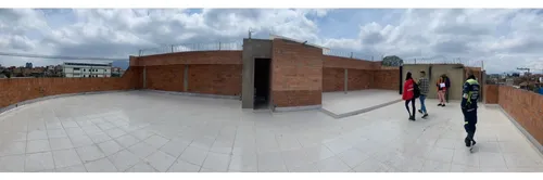 Local En Venta De 360 Metros, Barrio La Fraguita