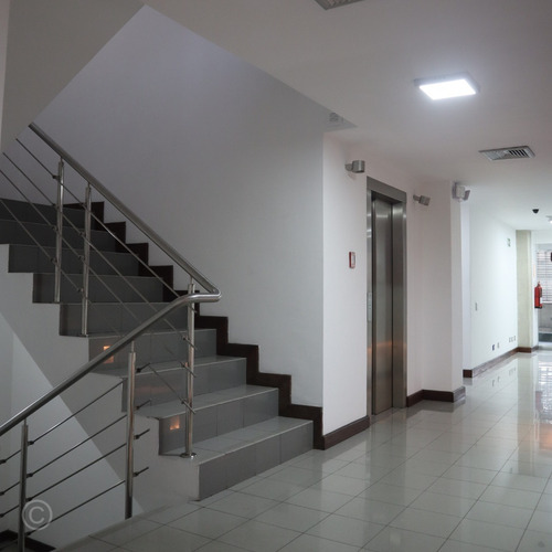 Imagen 6 de 8 de Se Alquila Edificio Completo Semi Equipado, Ideal Para Empresas Grandes Con Planta Eléctrica Total