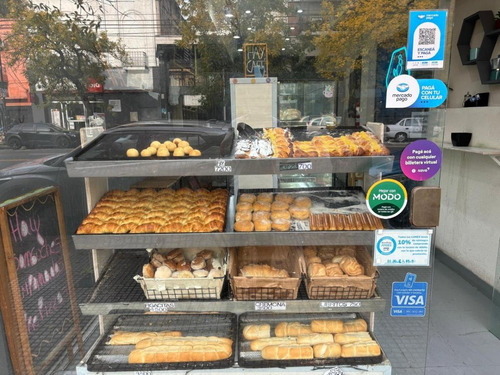 Panaderia Sobre Av. Scalabrini Ortiz