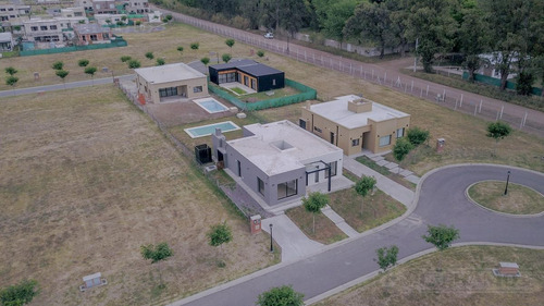 Imagen 26 de 27 de Lj Ramos | Casa A Estrenar C/ Pileta En Venta | San Pablo, Km 50 Pilar