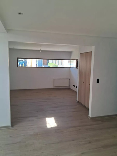 Linda Casa Nueva En Condominio/ Chicureo/ 1321 Mt2 / 370 Mt2