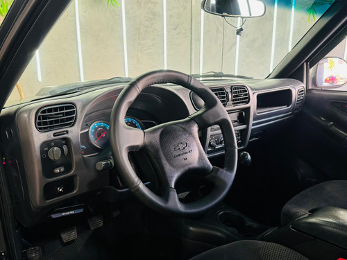 Chevrolet S10 2.4 Advantage Cab. Dupla 4x2 Flexpower 4p