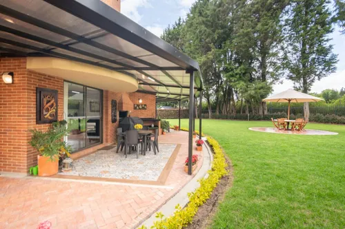 Casa En Venta En Guaymaral. Cod V6724