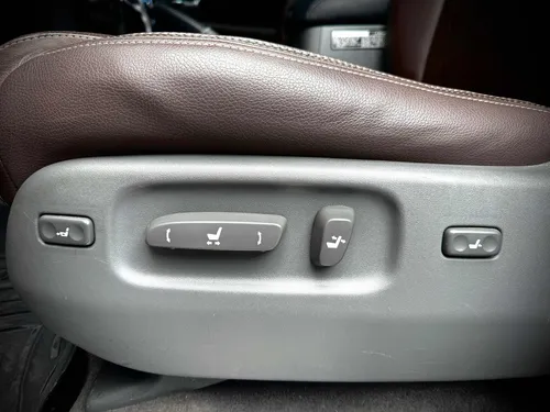 Lexus LX 5.7 570