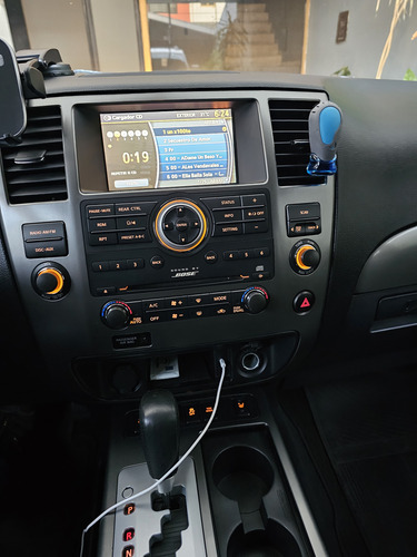 Nissan Armada 5.6 Se Piel Qc 4x2 At