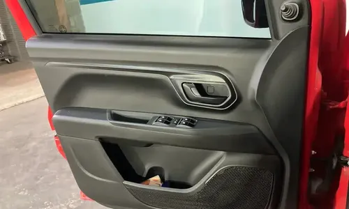 RAM 700 SLT Crew Cab 1.3 lt