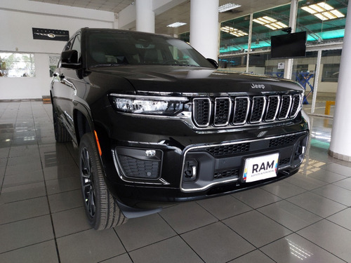 Imagen 2 de 6 de Jeep Grand Cherokee L Overland